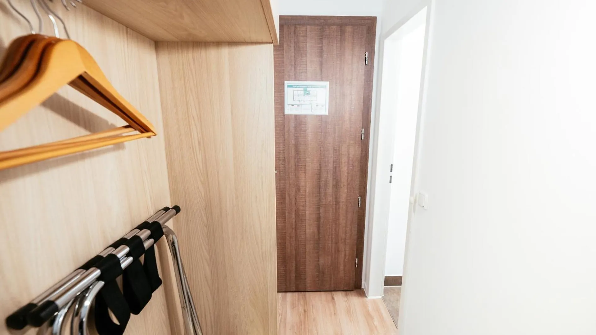 Bo Hotel Hamburg 3*,